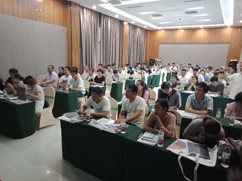 鋒度顯微根管課程連續(xù)開課！